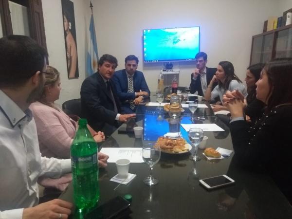 EL PRESIDENTE DE COLPROBA SE REUNIÓ CON MATRICULADOS DEL CAA