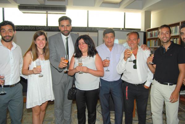 BRINDIS DE FIN AÑO CON GRAN ACOMPAÑAMIENTO DE PROFESIONALES