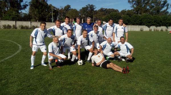 DEPORTES: EL EQUIPO SUPER SENIOR DE FÚTBOL COMPETIRÁ EN EL NACIONAL DE JUJUY