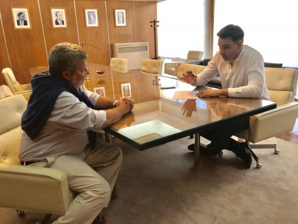 REUNIÓN CON EL CURADOR OFICIAL
