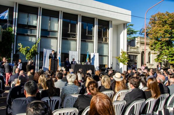LOS PRINCIPALES REFERENTES DE LA ABOGACÍA PROVINCIAL ESTUVIERON EN AZUL