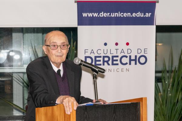El C.A.A. fue sede del acto por el 24° Aniversario del inicio de clases de la Facultad de Derecho