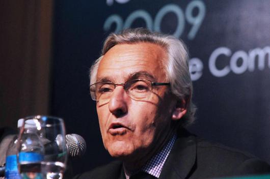 El analista político Rosendo Fraga estará en Azul el 10 de abril de 2014 para brindar una conferencia. Fuente: Foro Agroindustrial