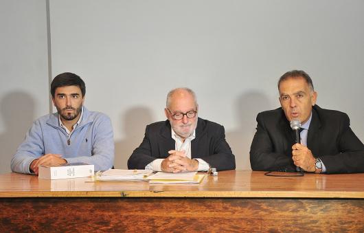 Destacada disertación brindada por Dr. Mario Ackerman en Olavarría.