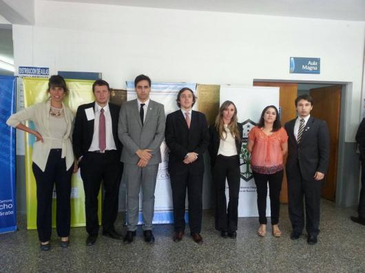 Integrantes de la mesa directiva de la Comisión de Jóvenes Abogados de Colegio de Abogados de provincia.